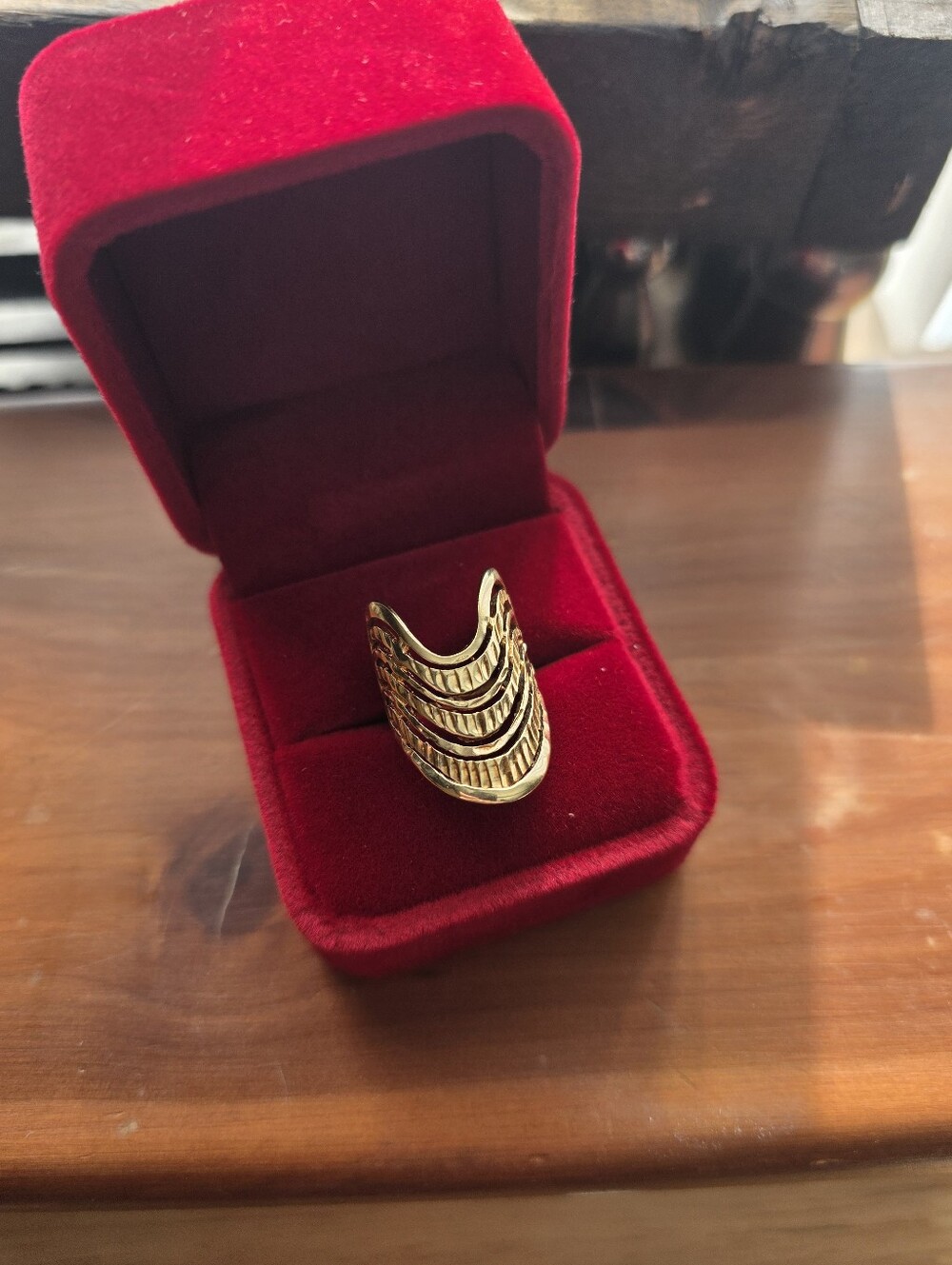 Vintage | 14k Solid Gold | Wave Ring | Knuckle Ring | Size 4.5 |Guc